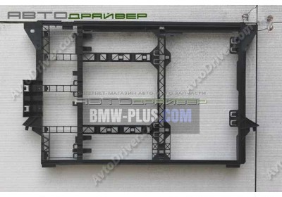 Кассера радиатора BMW 5' E39 17111740796