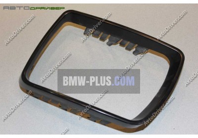 Окантовка зеркального элемента левая BMW X5 E53 51168254903